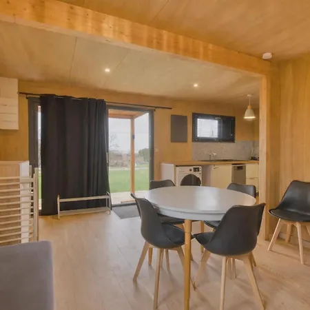 Holiday home Bois Le Colibri A Chambley Hageville