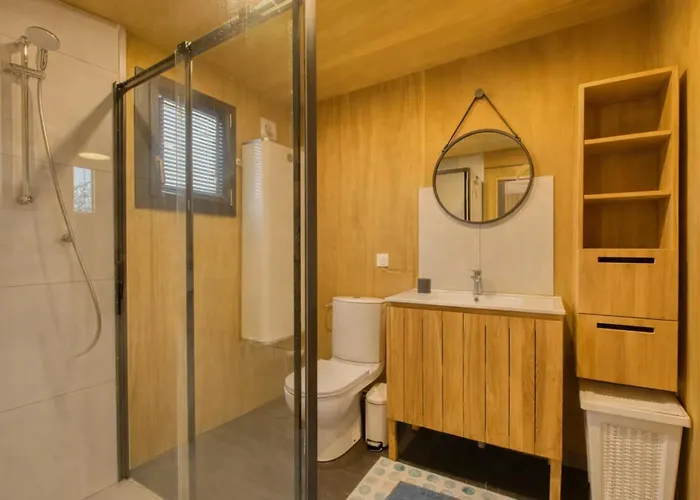 Bois Le Colibri à Chambley Hébergement de vacances *